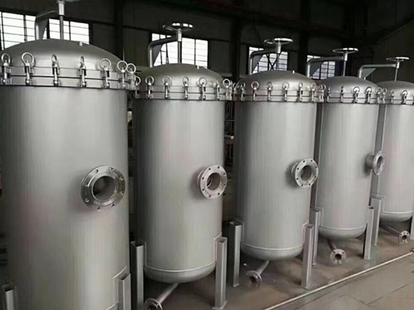多袋式過(guò)濾器